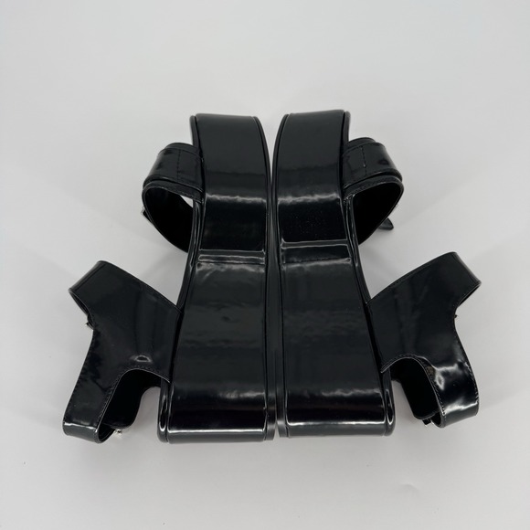 Urban Outfitters Sandals Women's Size 7 Violet Buckle Platform Glossy Black - Picture 5 of 6